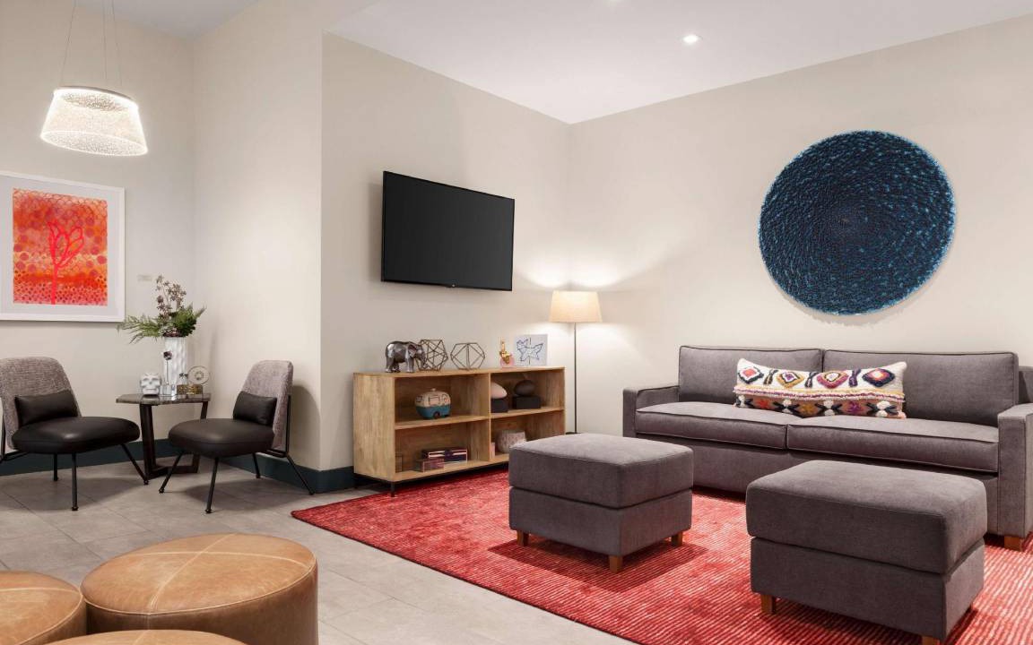 Photo of Livingroom in Whittier