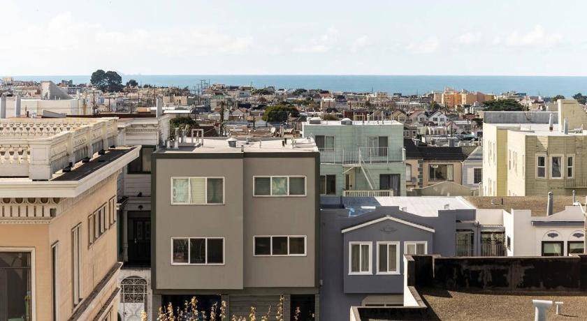 Photo of Others in Inner Sunset