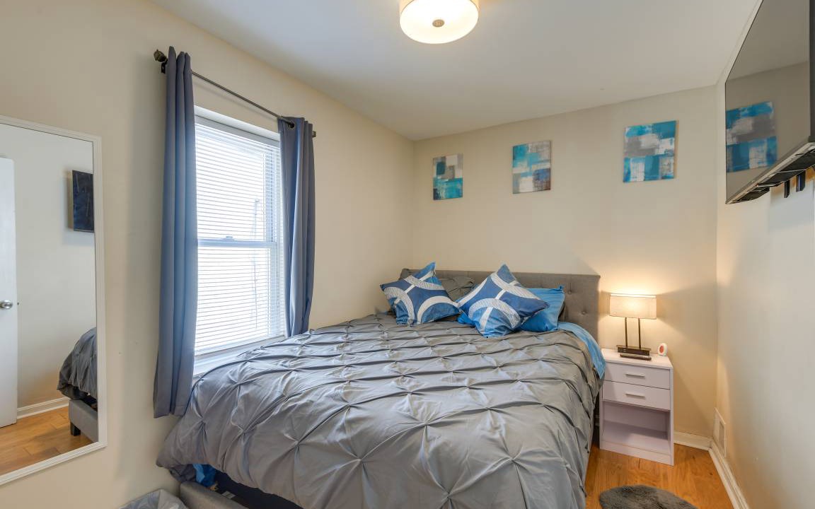 Photo of Bedroom in Downtown Baltimore