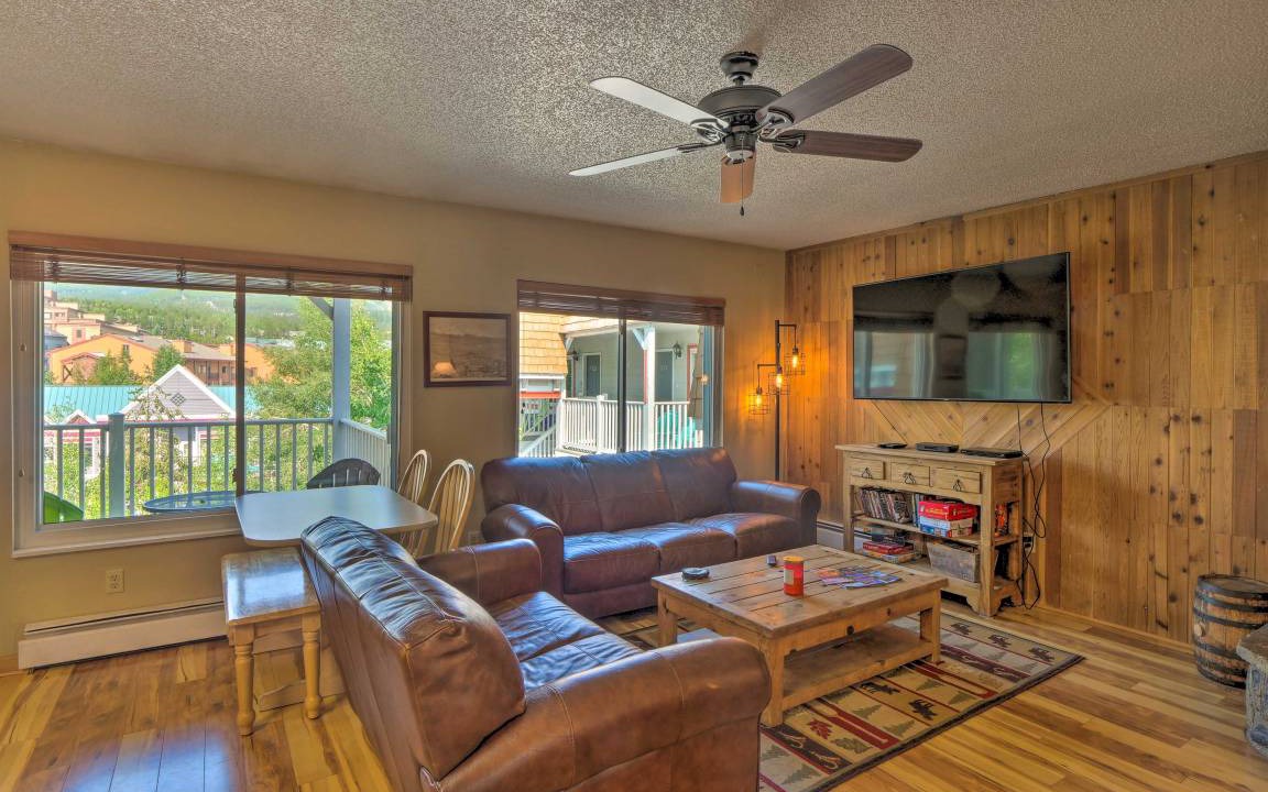 Photo of Livingroom in Historic District
