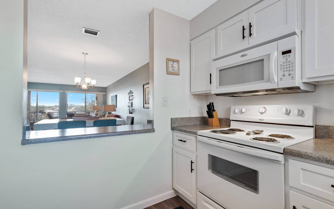 Photo of Kitchen in Ono Island