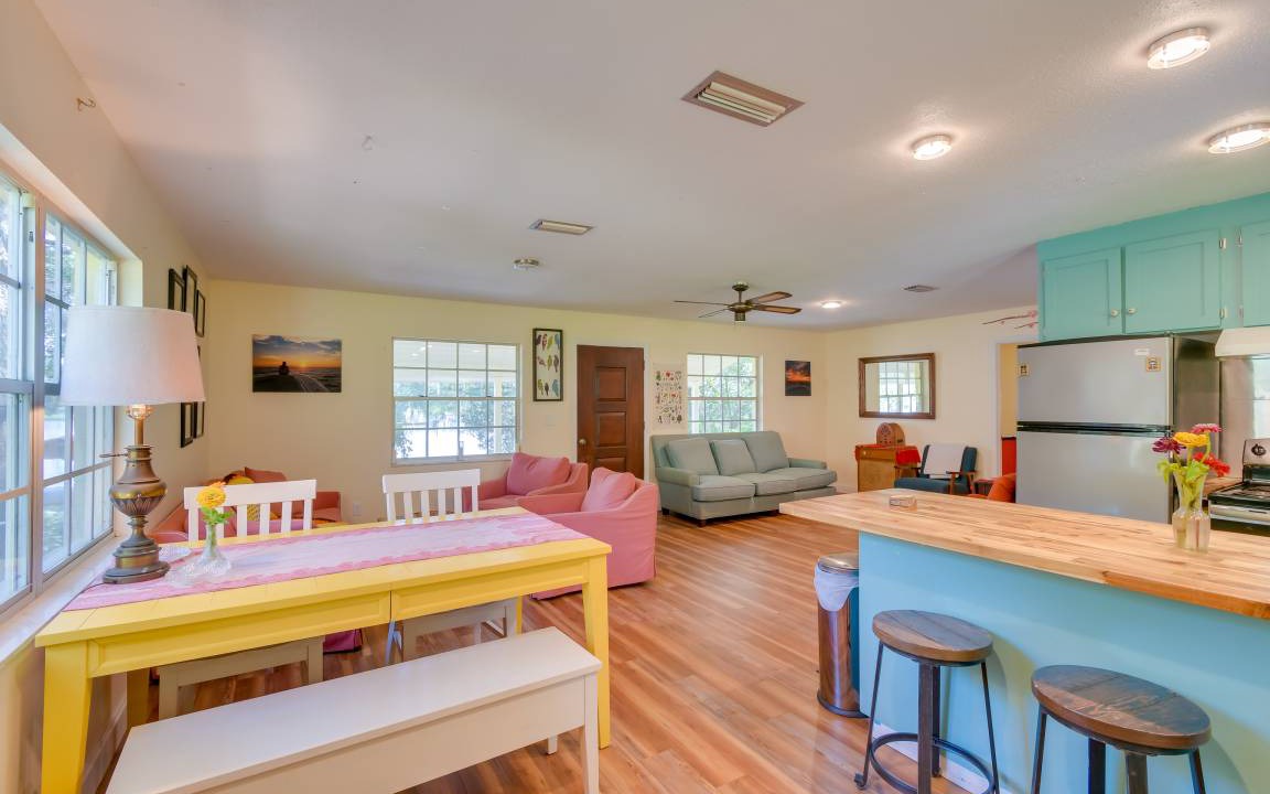 Photo of Livingroom in Hawthorne