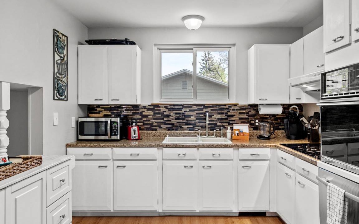 Photo of Kitchen in Arvada Plaza Area