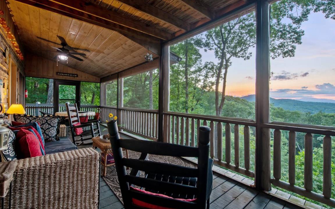 Photo of Patio Balcony in Ridges Over the Lake