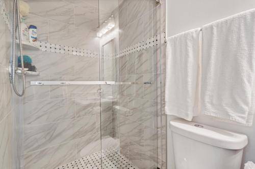 Photo of Bathroom in National Harbor