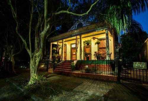 Photo of Others in Bywater