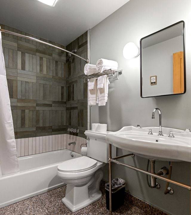 Photo of Bathroom in Rocky Grove