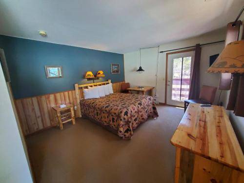 Photo of Bedroom in Estes Park