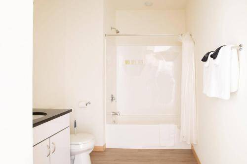 Photo of Bathroom in Fifth Ward