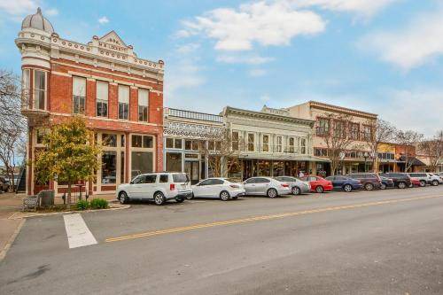 Photo of Others in Georgetown