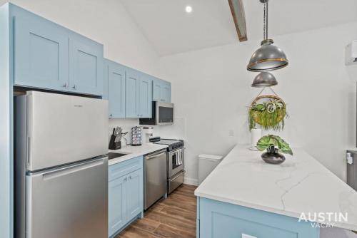 Photo of Kitchen in Greater South River City