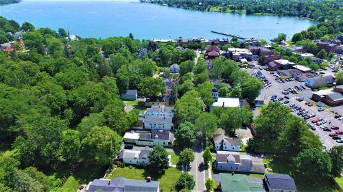 Photo of Others in Skaneateles Historic District