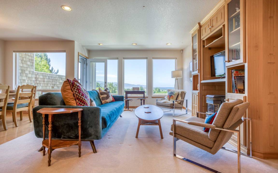 Photo of Livingroom in Netarts