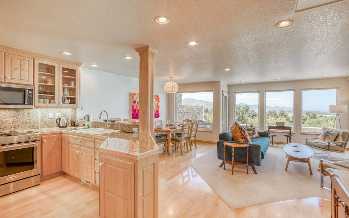 Photo of Livingroom in Netarts
