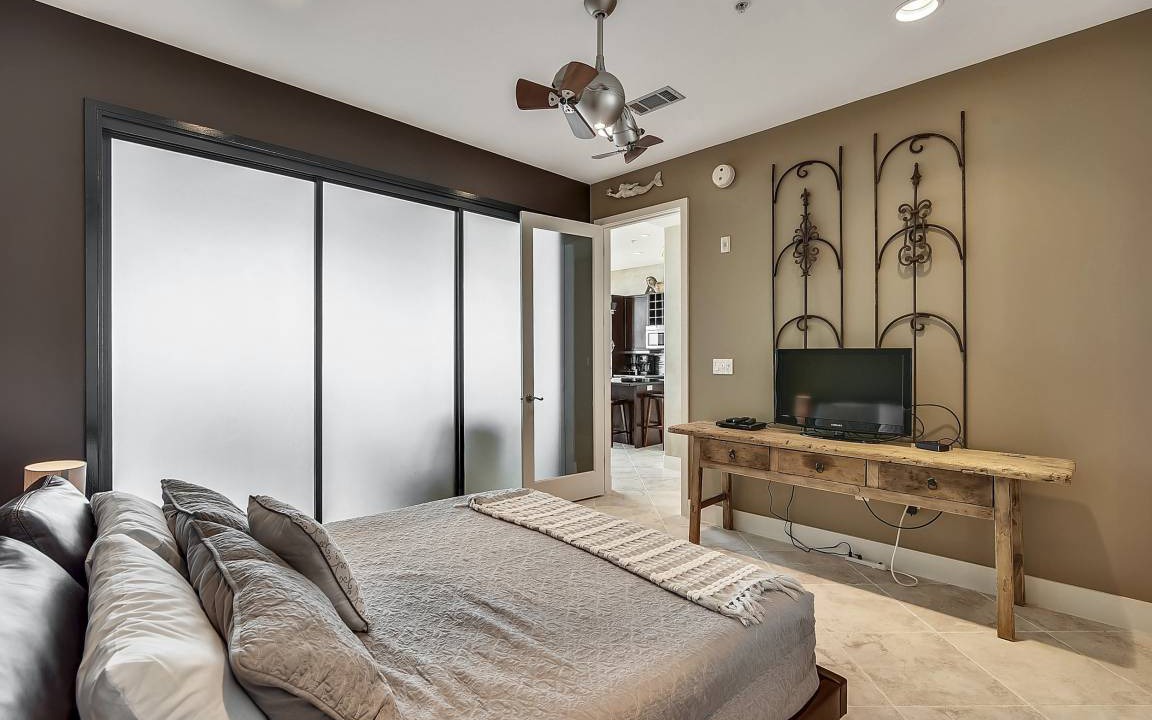 Photo of Bedroom in Galveston County