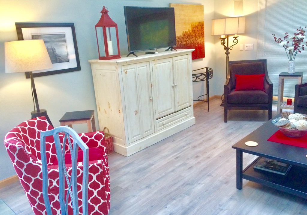 Photo of Livingroom in Leland
