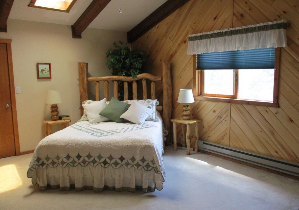 Photo of Bedroom in Ponderosa Pines