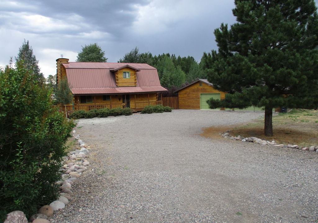 Photo of Buildings in Ponderosa Pines