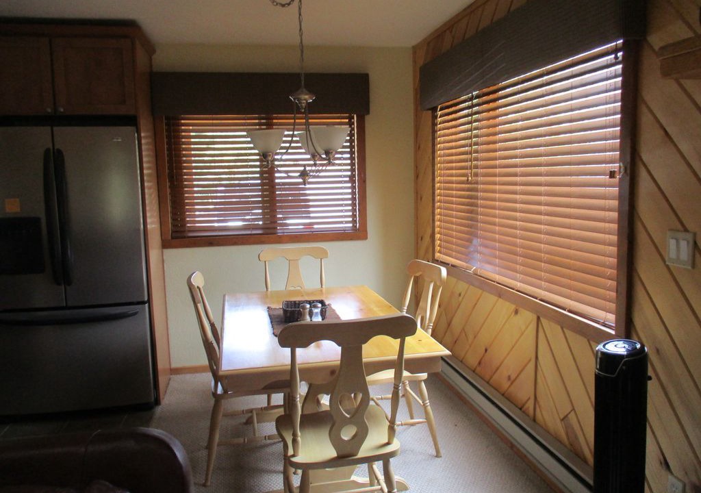 Photo of Livingroom in Ponderosa Pines