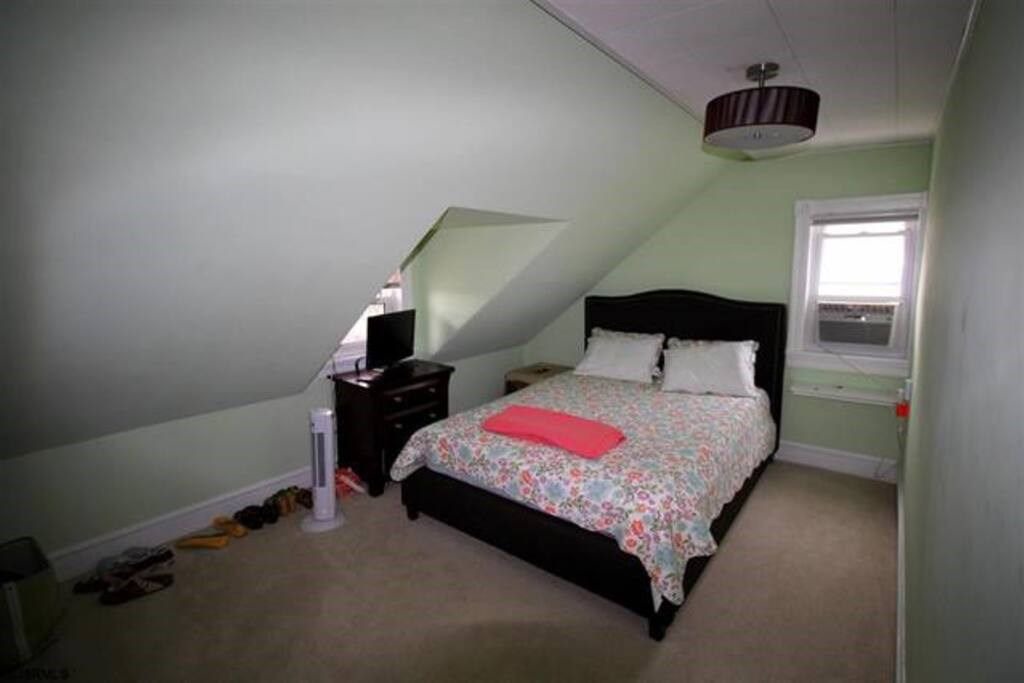Photo of Bedroom in North End