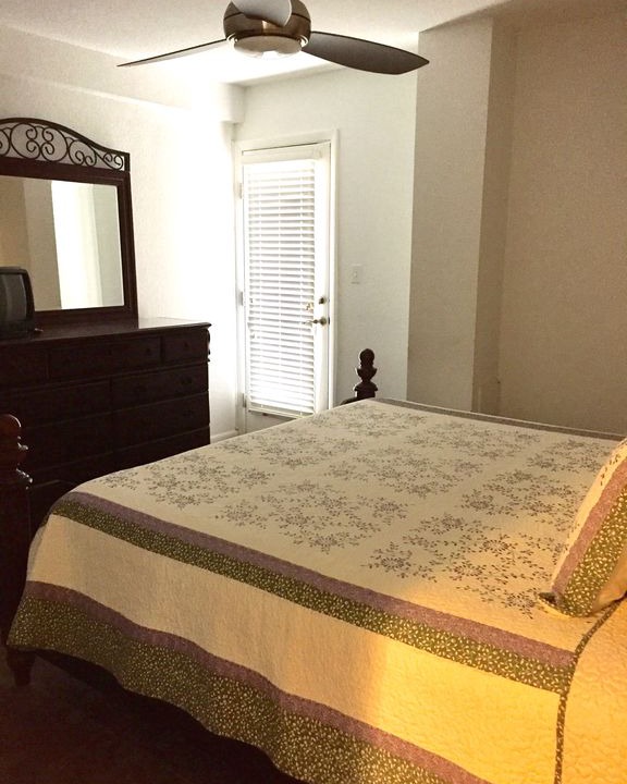 Photo of Bedroom in Pass-a-Grille Historic District