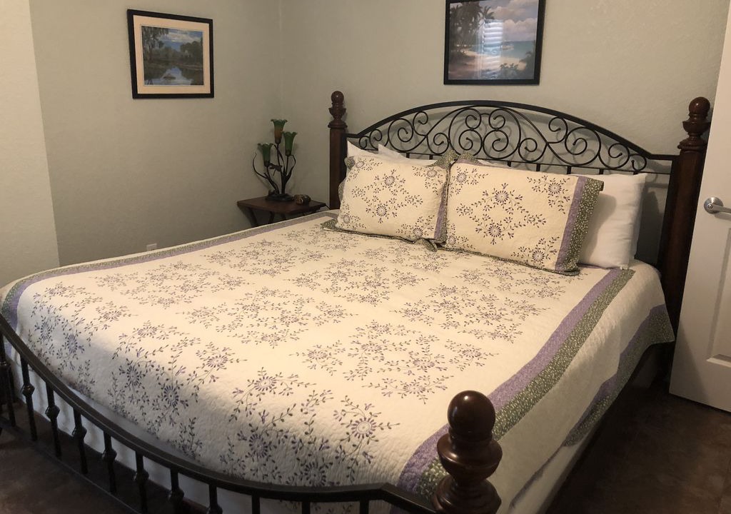 Photo of Bedroom in Pass-a-Grille Historic District