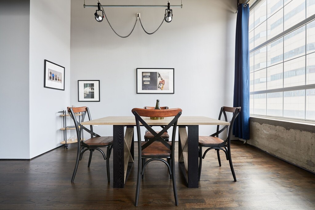 Photo of Livingroom in Theater District