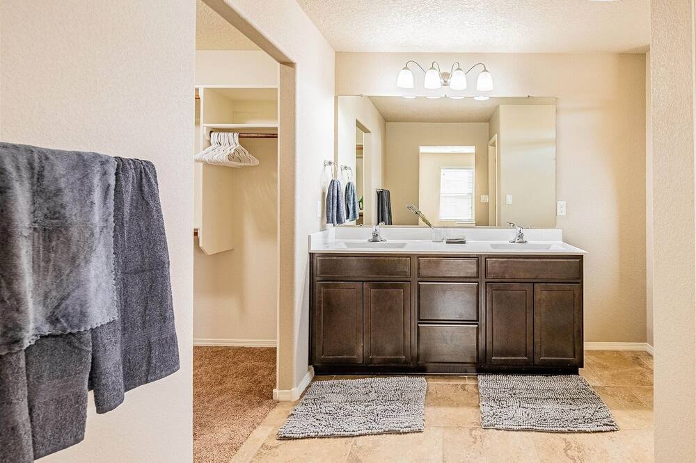 Photo of Bathroom in Tierra Oeste
