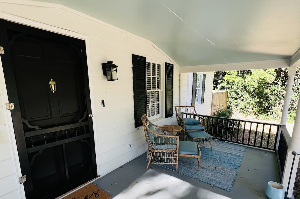 Photo of Patio Balcony in Madison