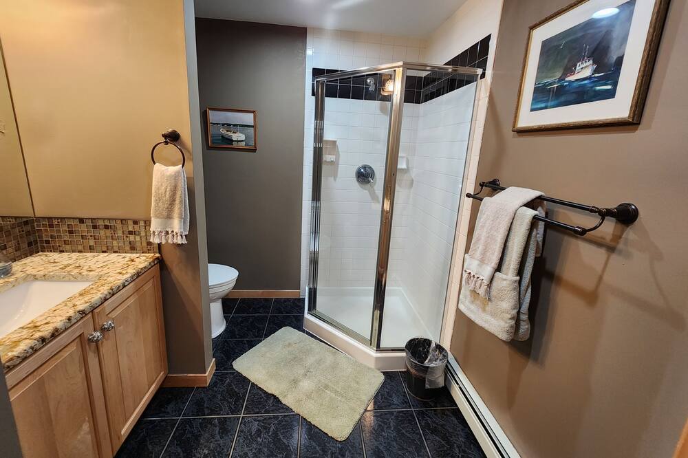 Photo of Bathroom in Kerr Gulch