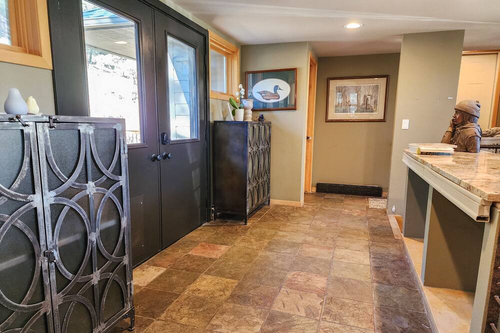 Photo of Bedroom in Kerr Gulch