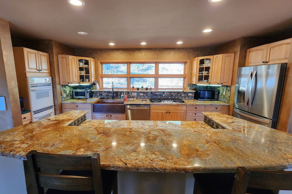 Photo of Kitchen in Kerr Gulch