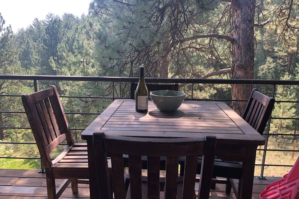 Photo of Patio Balcony in Kerr Gulch