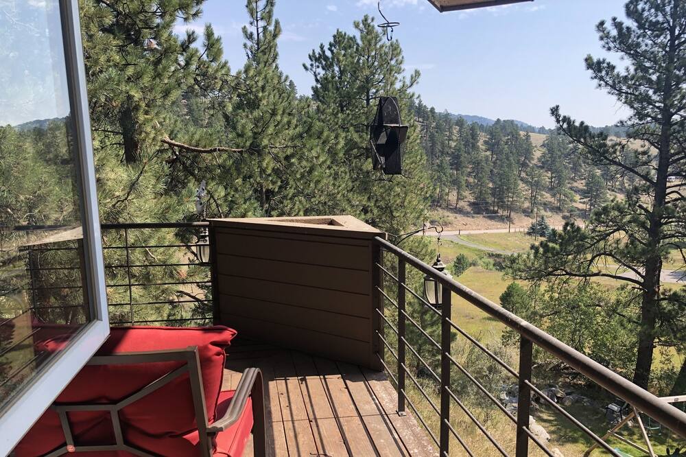 Photo of Patio Balcony in Kerr Gulch