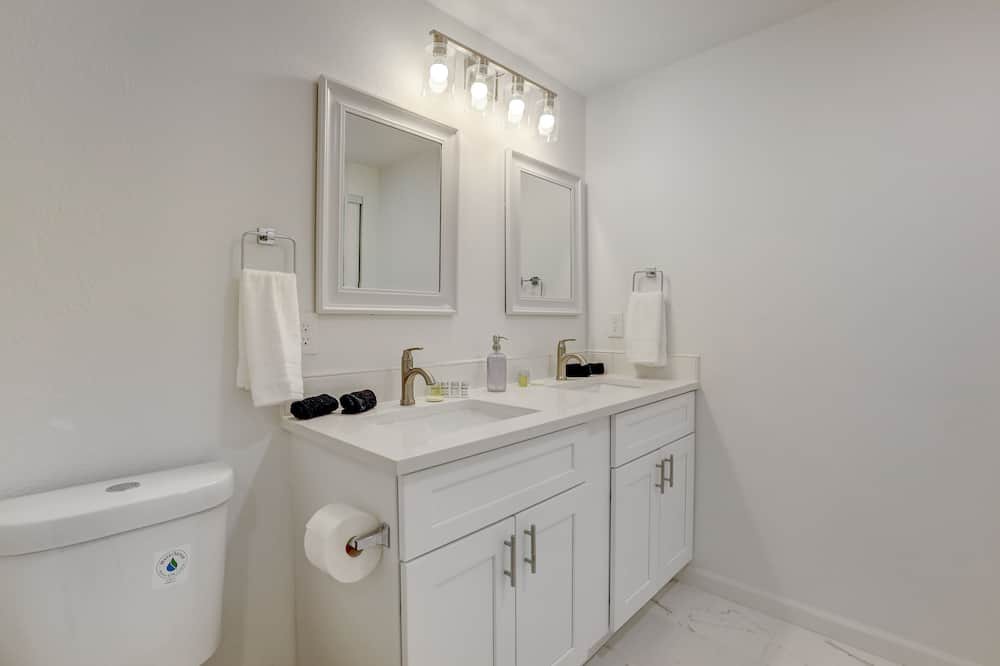 Photo of Bathroom in Eiber