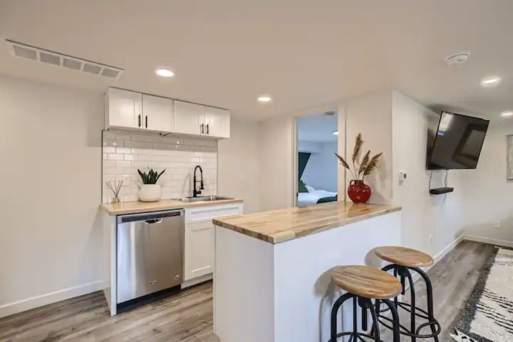 Photo of Kitchen in Barths