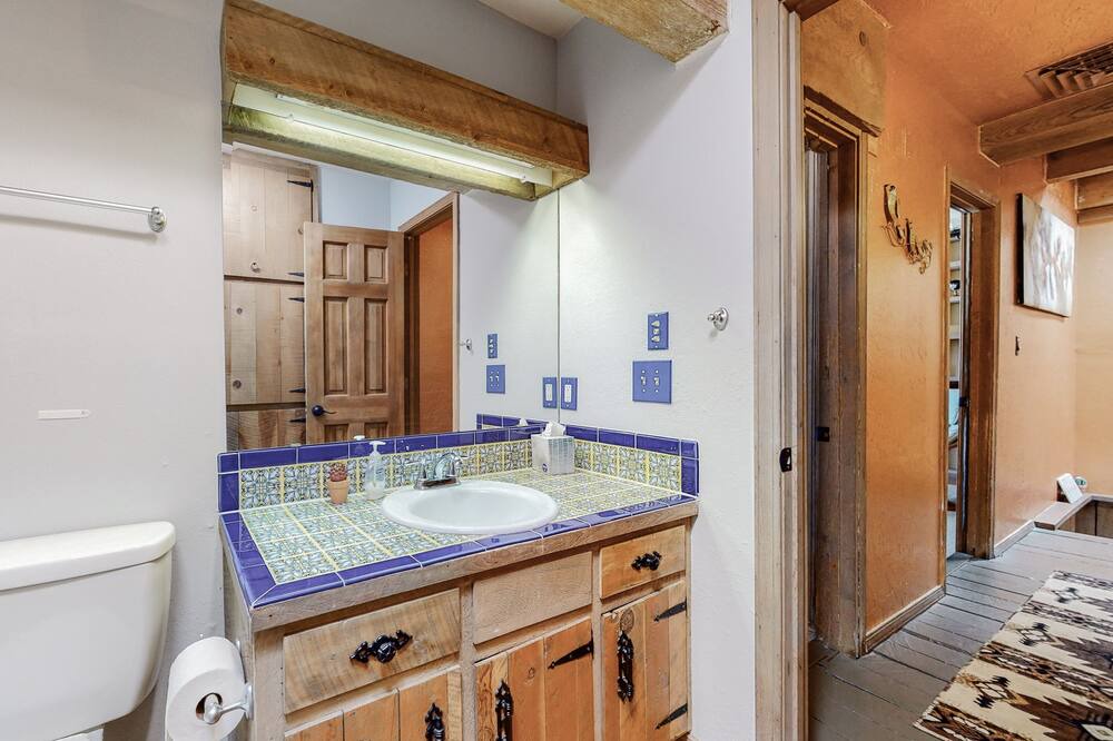 Photo of Bathroom in Northeast Heights