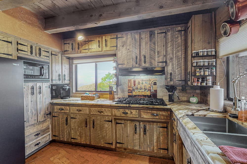 Photo of Kitchen in Northeast Heights