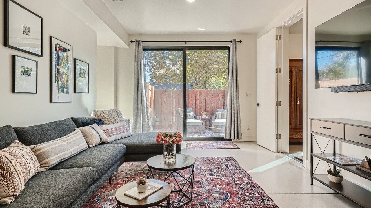 Photo of Livingroom in Sloan Lake