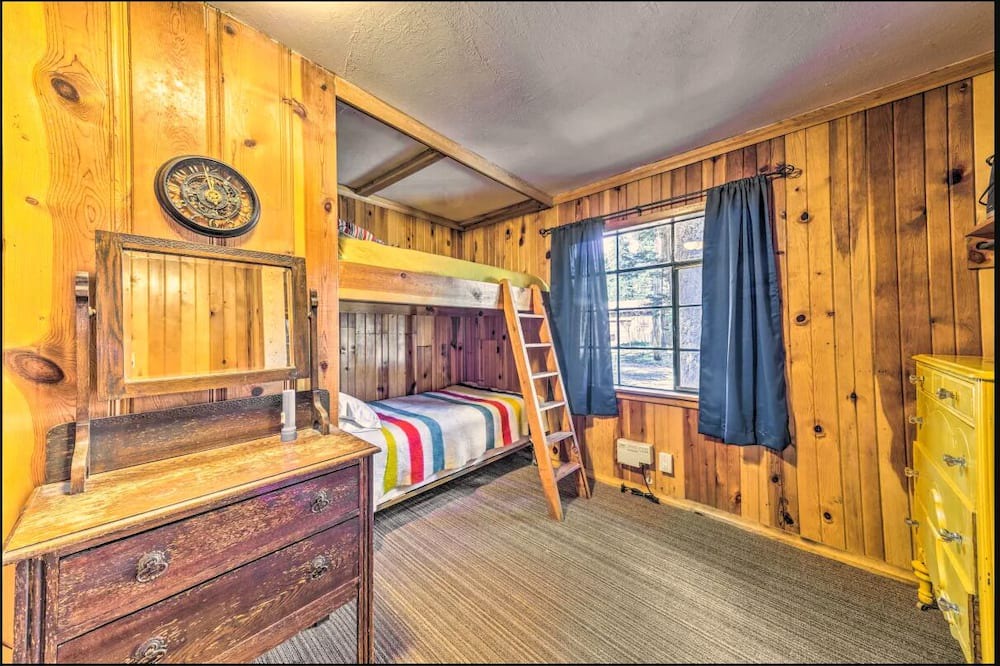 Photo of Bedroom in Cloudcroft