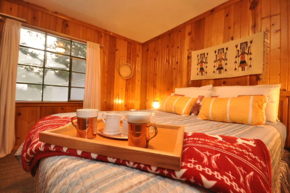 Photo of Bedroom in Cloudcroft