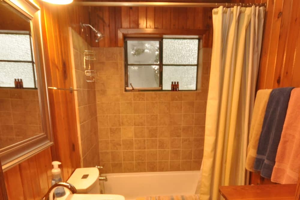 Photo of Bathroom in Cloudcroft