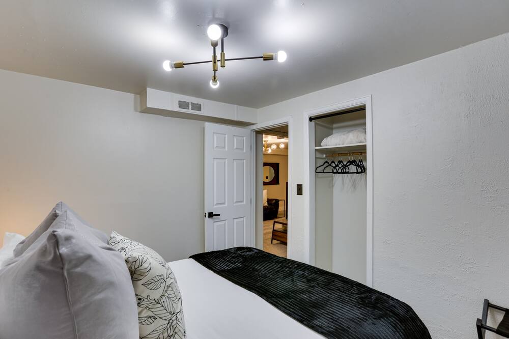 Photo of Bedroom in Englewood