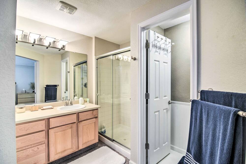 Photo of Bathroom in Thornton