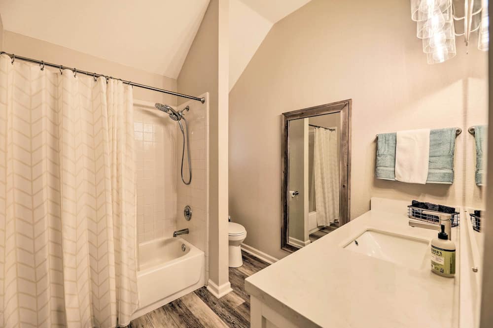 Photo of Bathroom in McKinney