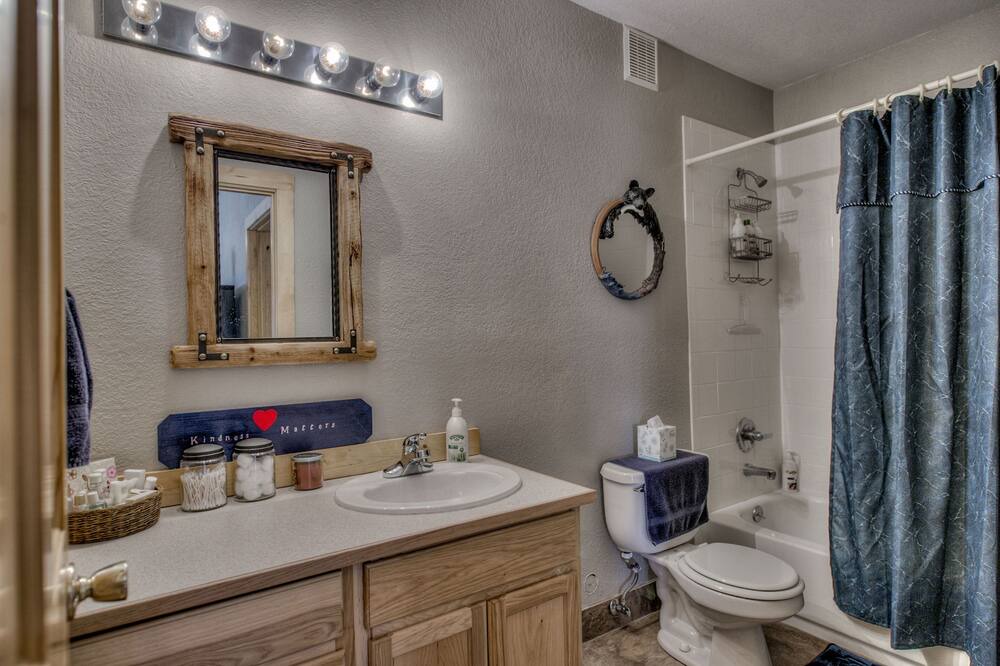 Photo of Bathroom in Warm Springs