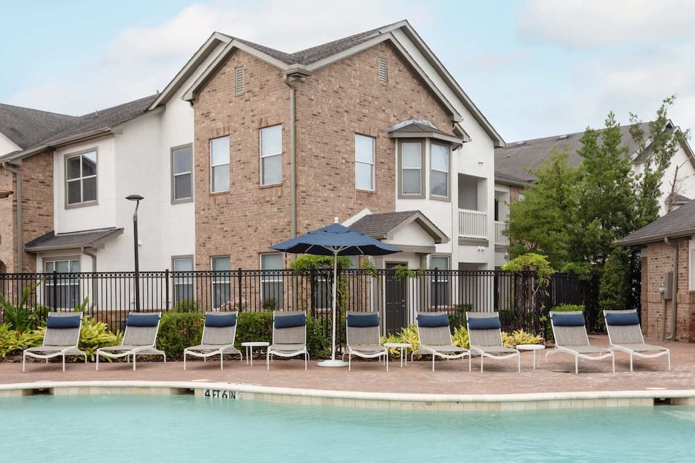Photo of Outdoor in Pearland