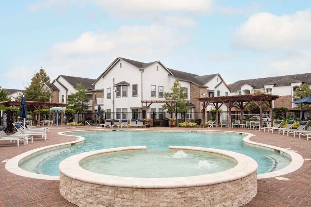 Photo of Outdoor in Pearland