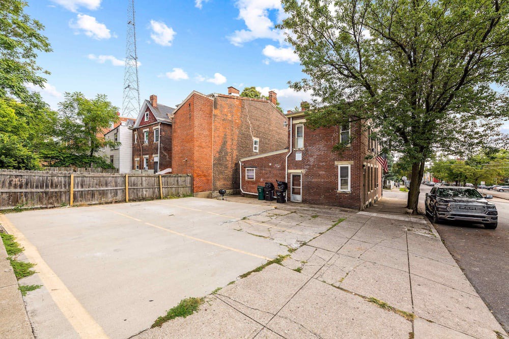 Photo of Outdoor in Clifton Heights