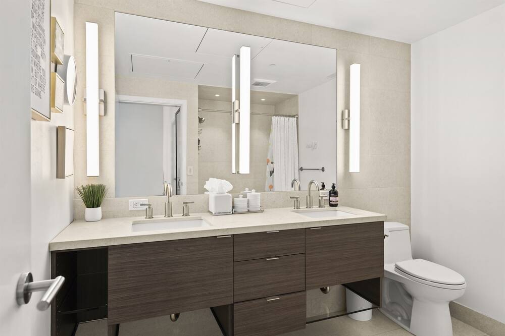 Photo of Bathroom in Carbondale